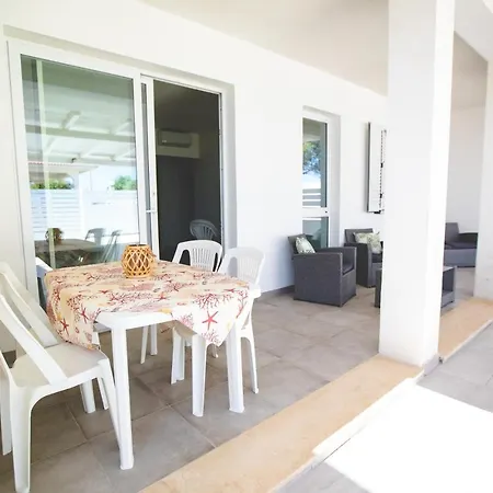 Semesterbostad Kaary Marza *